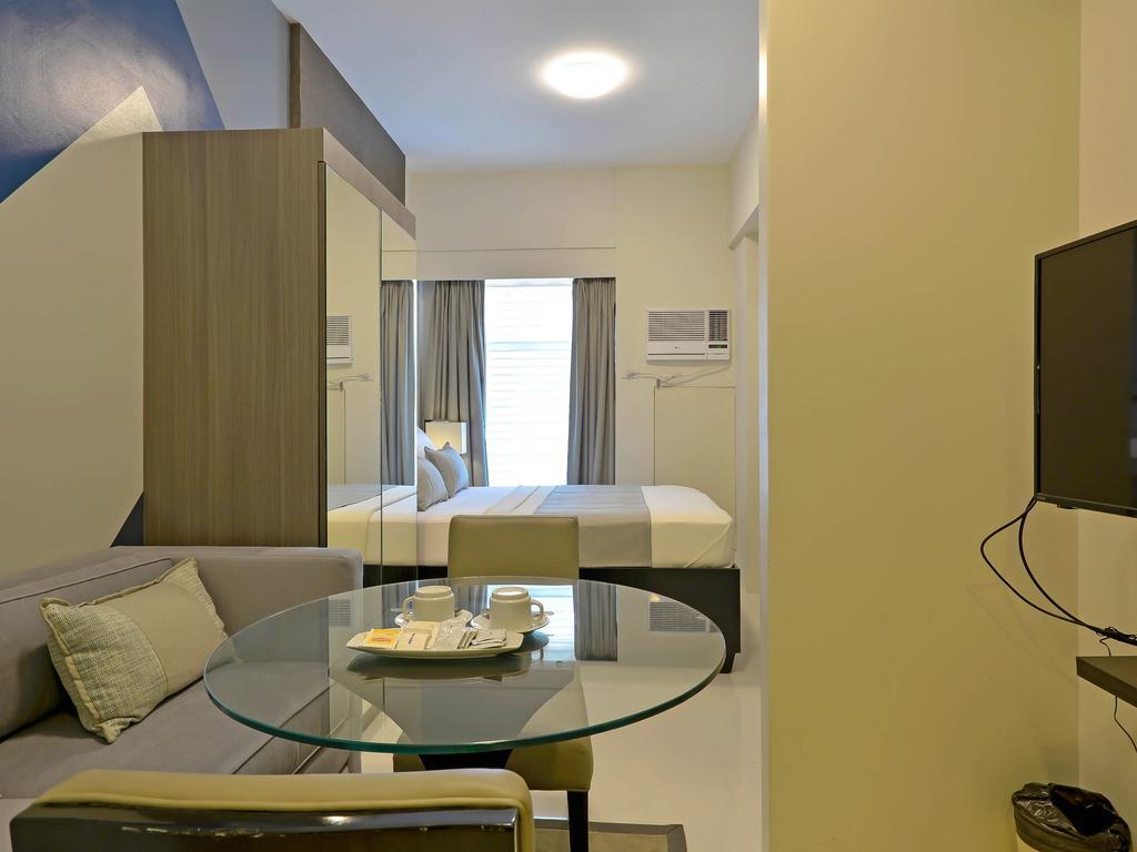 Currency Serviced Suites Manila Exterior photo