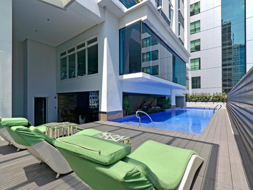 Currency Serviced Suites Manila Exterior photo